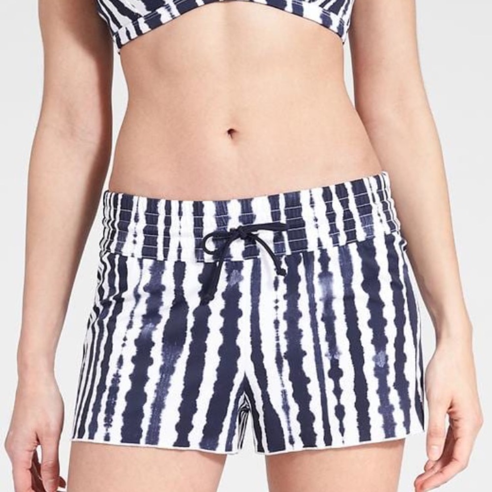 Athleta Wave Break swim short